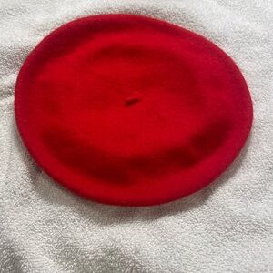 IMPORTINA vintage red wool beret with Liliput watch trim decor
